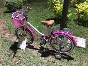 Vint N R20 Mary Jane Watson RIN RIN BICLAS