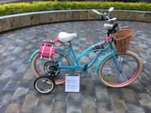 Cargar imagen en el visor de la galería, Curve D Blocparty Llantitas 1.0 RIN RIN BICLAS
