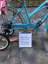 Cargar imagen en el visor de la galería, Curve D Blocparty Llantitas 1.0 RIN RIN BICLAS
