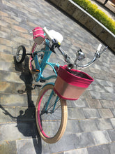 Cargar imagen en el visor de la galería, Curve D Blocparty Llantitas 1.0 RIN RIN BICLAS
