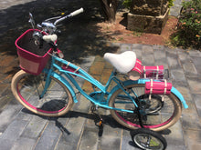 Cargar imagen en el visor de la galería, Curve D Blocparty Llantitas 1.0 RIN RIN BICLAS
