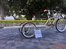 Cargar imagen en el visor de la galería, Food bike Plataforma jalón chocolat 2022 RIN RIN BICLAS
