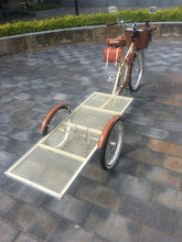 Cargar imagen en el visor de la galería, Food bike Plataforma jalón chocolat 2022 RIN RIN BICLAS
