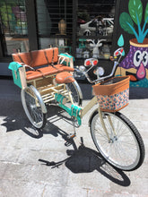 Cargar imagen en el visor de la galería, Tricicleta Natalia Alianovna Romanova 2019 RIN RIN BICLAS
