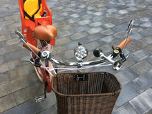 Cargar imagen en el visor de la galería, faro bicicleta vintage

