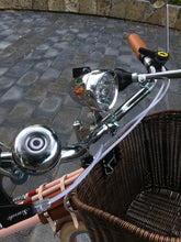 Cargar imagen en el visor de la galería, faro bicicleta vintage
