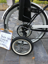 Cargar imagen en el visor de la galería, Curve D Meg White 2022 RIN RIN BICLAS
