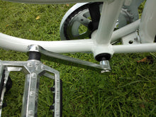 Cargar imagen en el visor de la galería, Hardluminium White RIN RIN BICLAS
