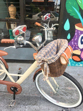Cargar imagen en el visor de la galería, Tricicleta Chocolat 2020 RIN RIN BICLAS
