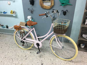 Britt the less I know the better 2020 sencilla RIN RIN BICLAS
