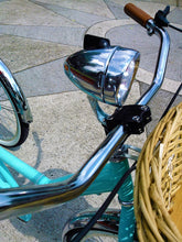 Cargar imagen en el visor de la galería, Tricicleta Cinderella´s Castle 1.0 2010 RIN RIN BICLAS
