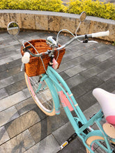 Cargar imagen en el visor de la galería, Curve D Blocparty Llantitas 3.0 RIN RIN BICLAS
