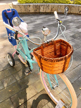 Cargar imagen en el visor de la galería, Curve D Blocparty Llantitas 3.0 RIN RIN BICLAS
